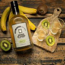 Rhum bananes kiwis 70 cl