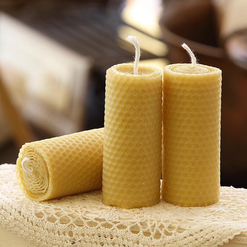 Bougie roulée en cire d'abeille 100%